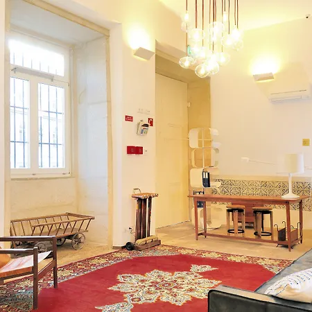 Condes De Azevedo Palace Oporto