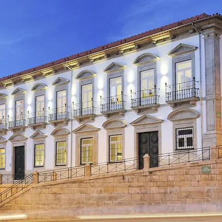 Condes De Azevedo Palace