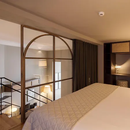 Condes De Azevedo Palace 5*